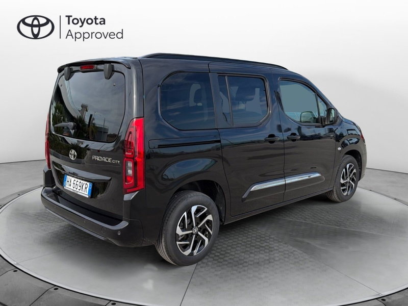 Toyota Proace City Verso nuova a Siracusa (4)