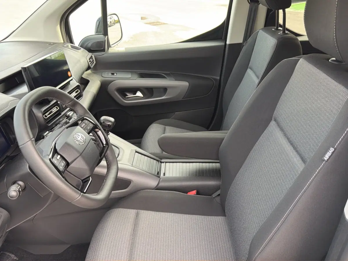 Toyota Proace City Verso nuova a Siracusa (9)