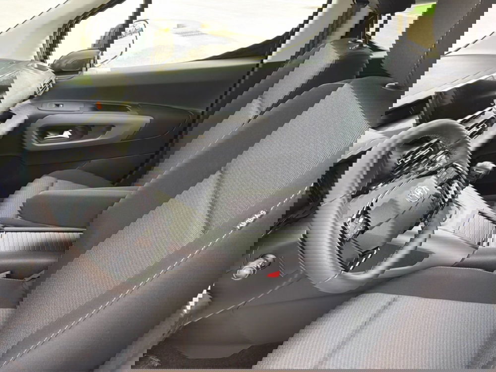 Toyota Proace City Verso nuova a Siracusa (9)