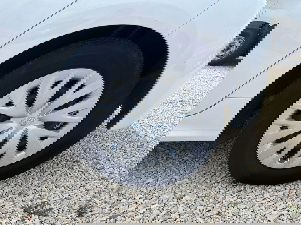Toyota Yaris usata a Ragusa (6)
