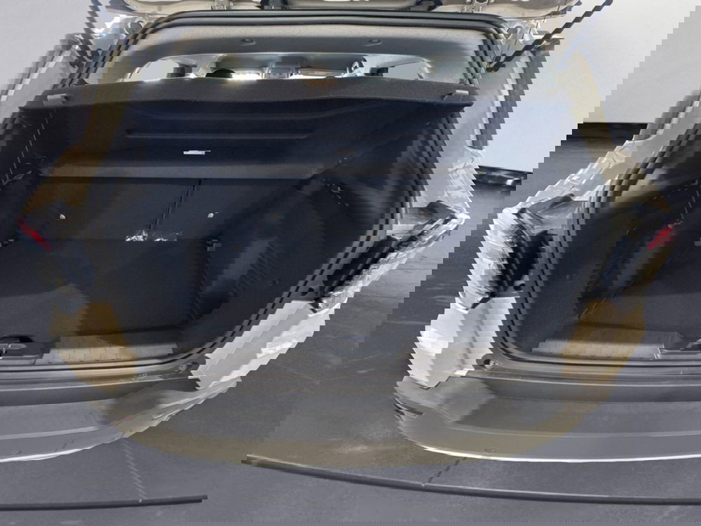 Jeep Avenger nuova a Caltanissetta (14)