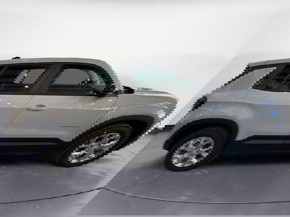 Jeep Avenger nuova a Caltanissetta (8)