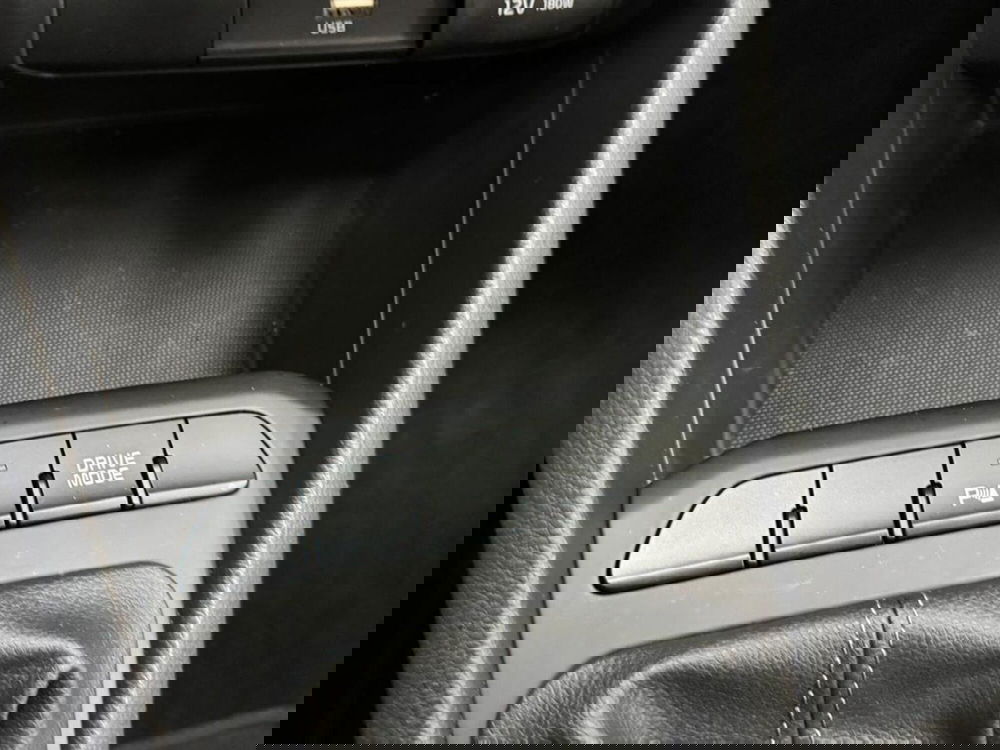 Kia Stonic usata a Como (15)