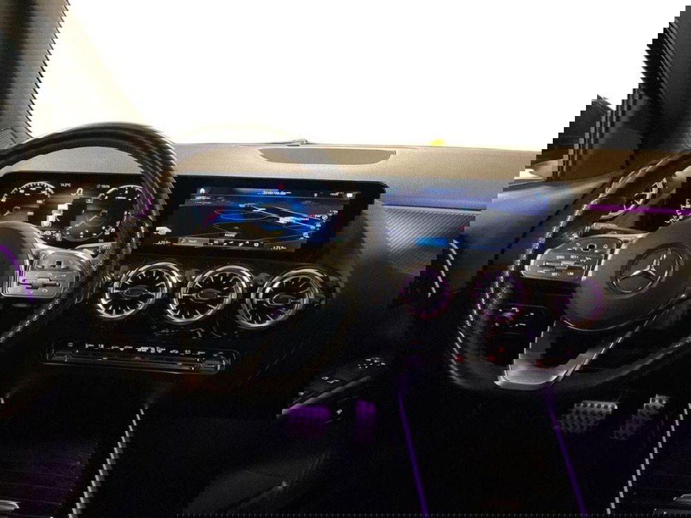 Mercedes-Benz GLA SUV usata a Macerata (11)