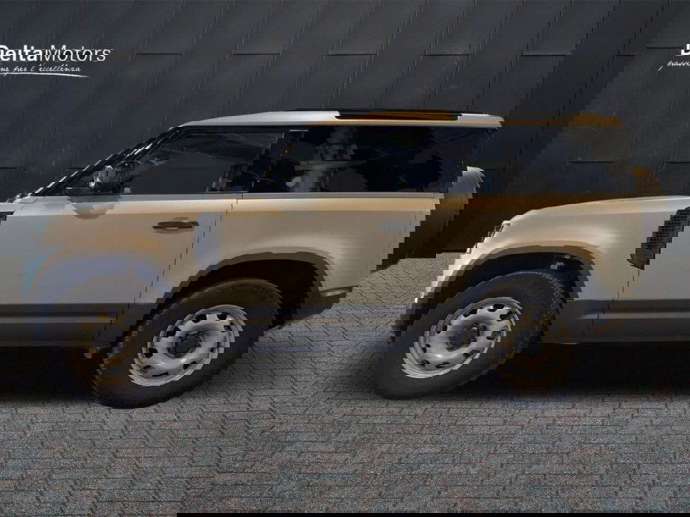 Land Rover Defender usata a Macerata (2)