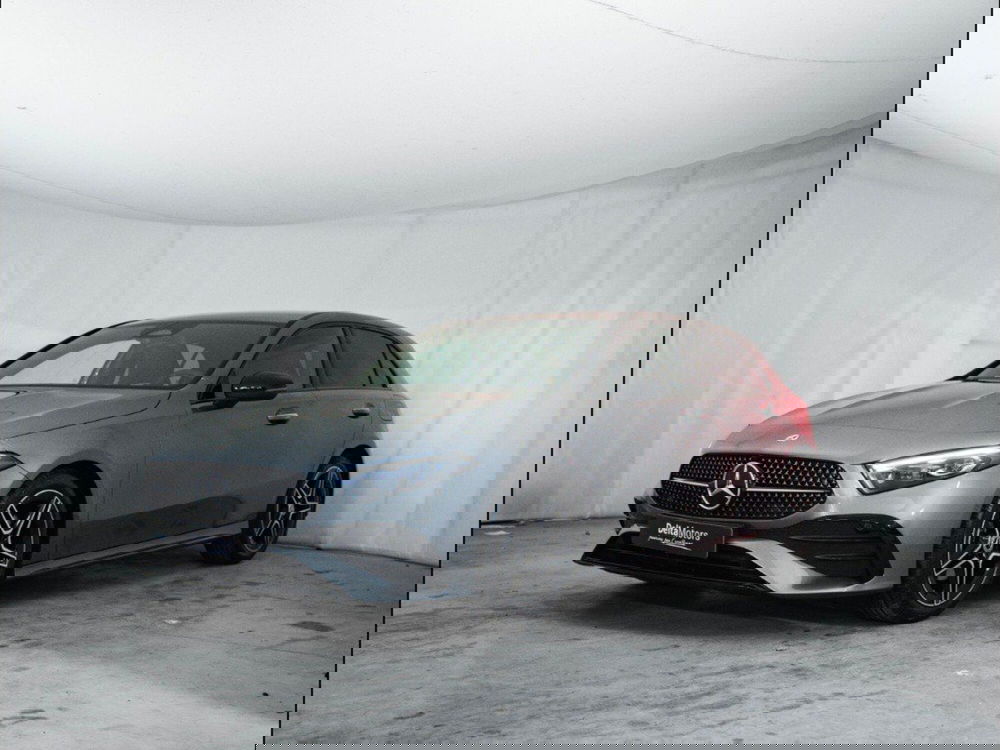Mercedes-Benz Classe A Sedan nuova a Macerata