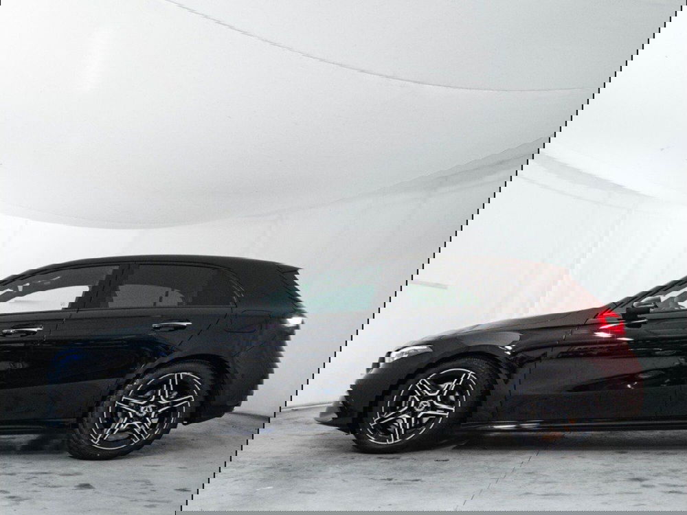 Mercedes-Benz Classe A Sedan nuova a Macerata (3)