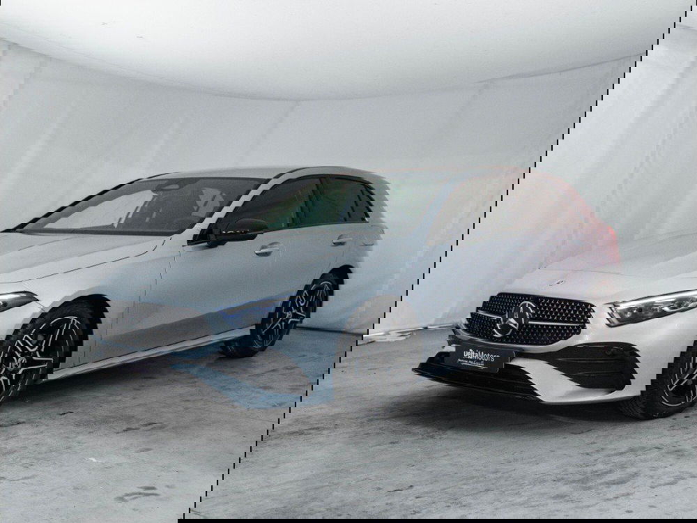 Mercedes-Benz Classe A Sedan nuova a Macerata