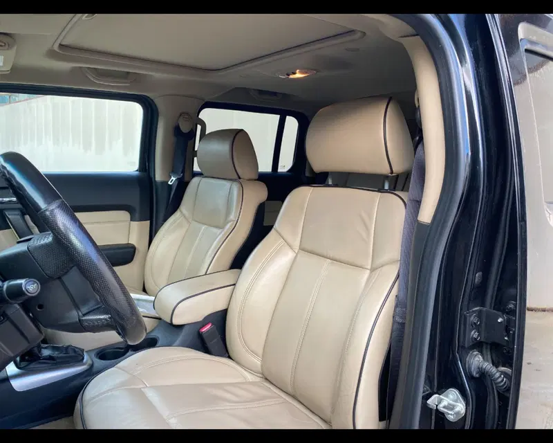 Hummer H3 usata a Torino (11)