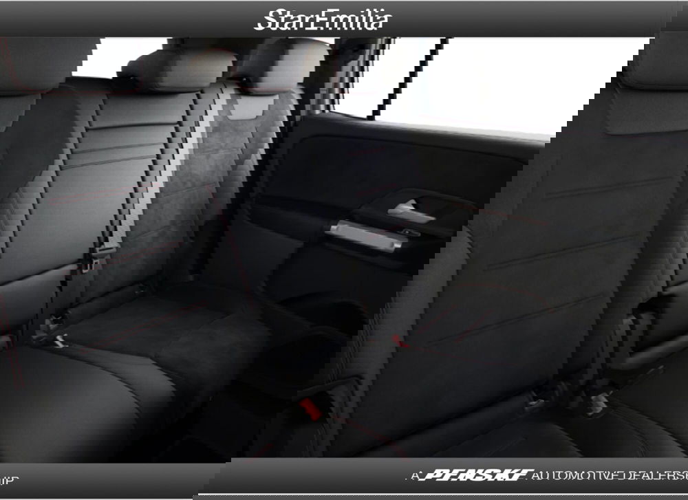 Mercedes-Benz GLB nuova a Bologna (11)