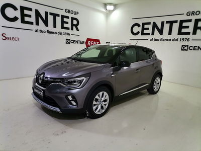 Renault Captur Full Hybrid E-Tech 145 CV Intens del 2021 usata a Salerno