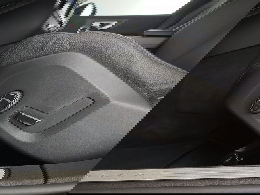 Volvo V60 Cross Country usata a Cuneo (17)