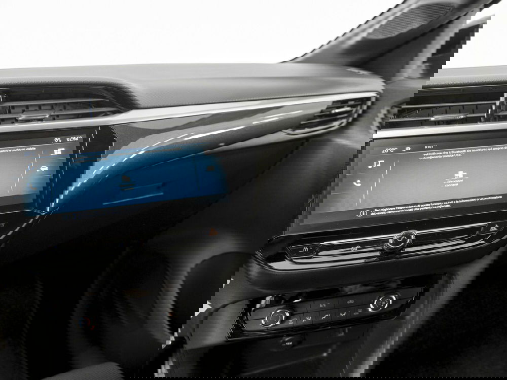 Opel Corsa usata a Prato (11)