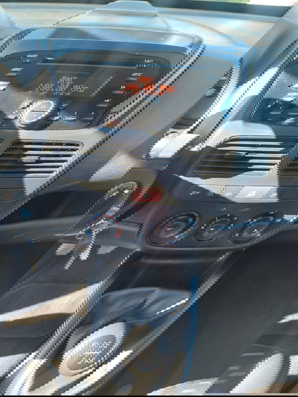 Opel Combo usata a Treviso (19)