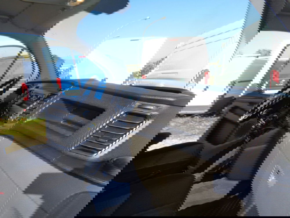 Ford Transit Custom Furgone usata a Treviso (15)