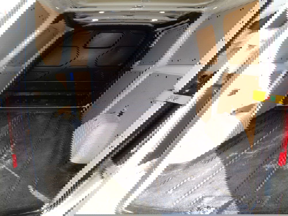 Ford Transit Custom Furgone usata a Treviso (4)