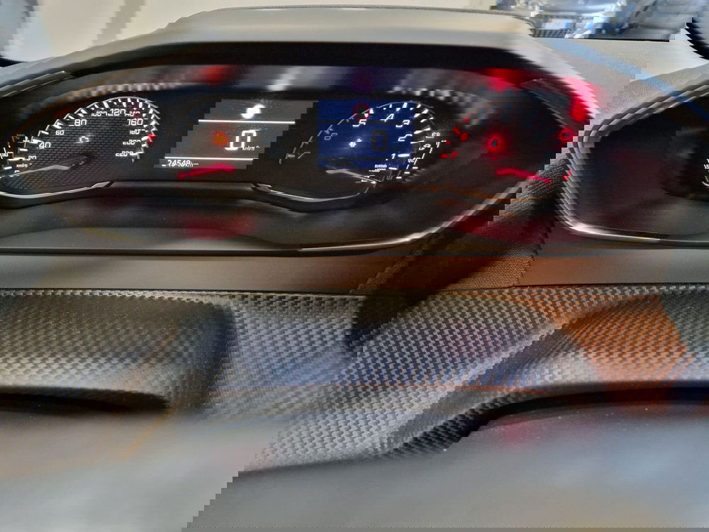 Peugeot 208 usata a Varese (11)