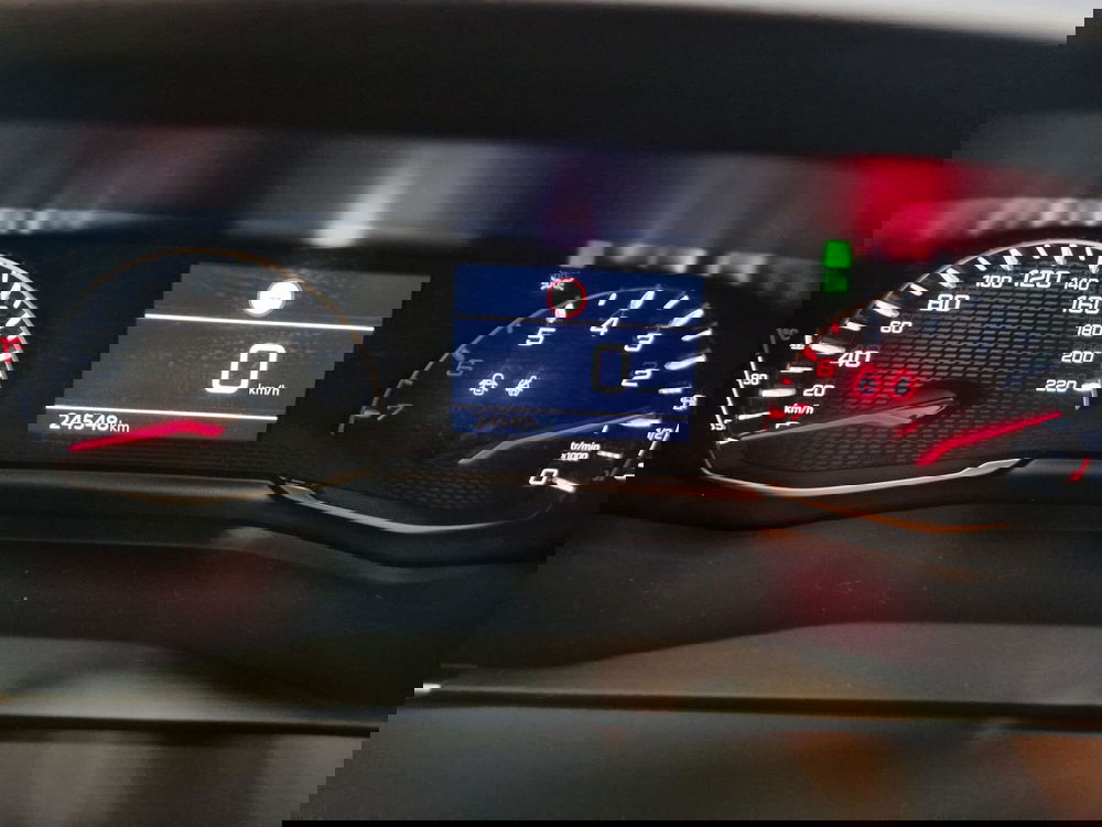 Peugeot 208 usata a Varese (12)