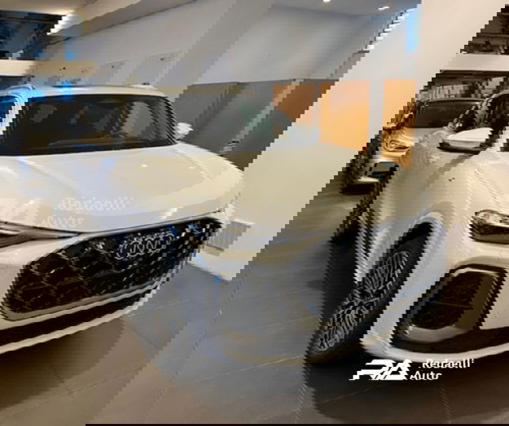 Audi Q5 nuova a Lecco (2)