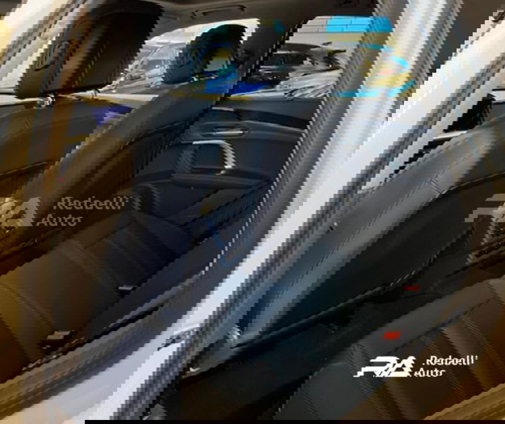 Audi Q5 nuova a Lecco (7)