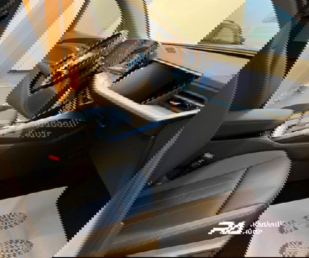 Audi Q5 nuova a Lecco (9)