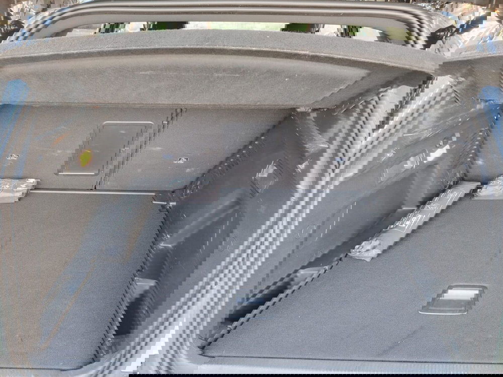 Peugeot 3008 usata a Massa-Carrara (14)