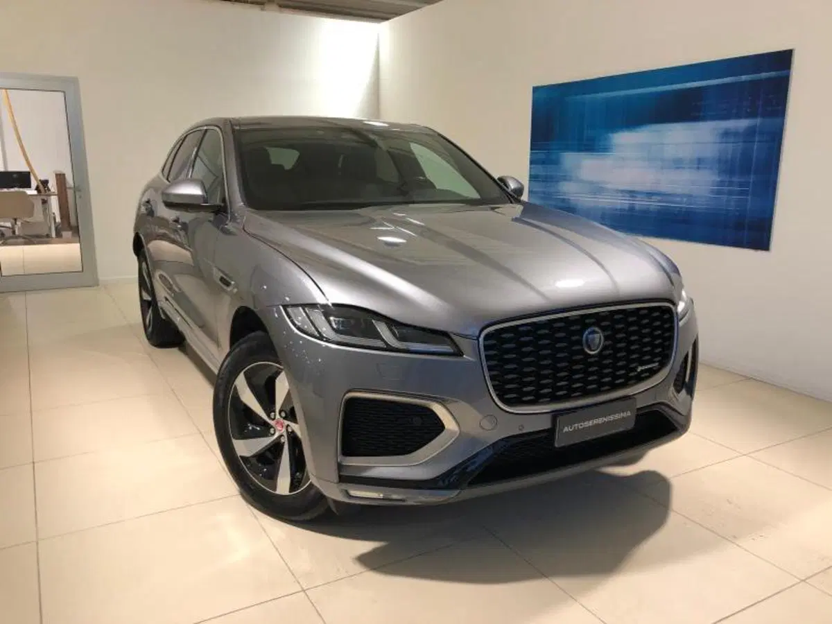 Jaguar F-Pace usata a Venezia