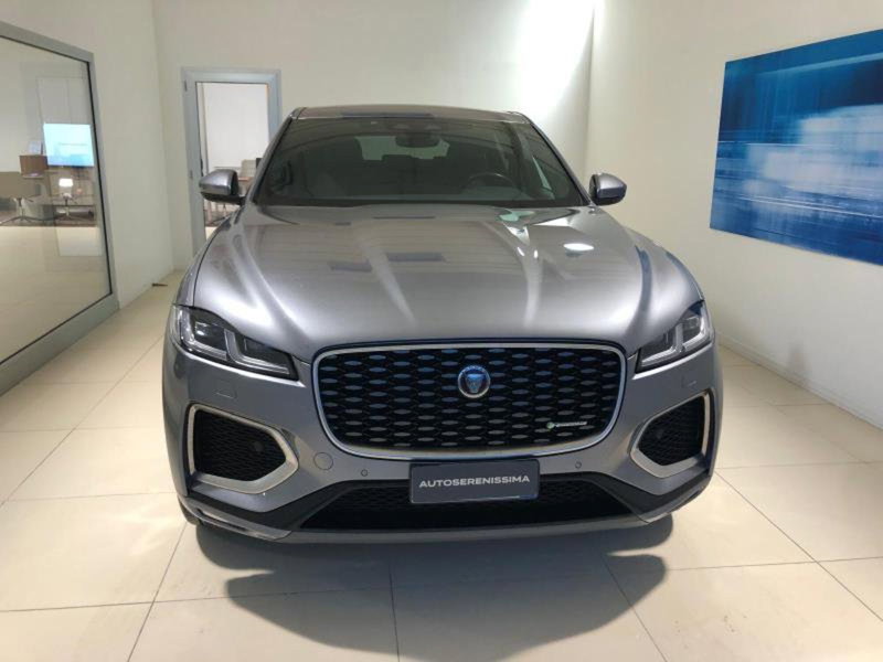 Jaguar F-Pace usata a Venezia (2)