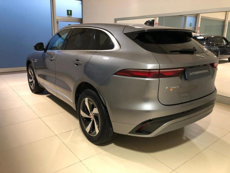 Jaguar F-Pace usata a Venezia (4)