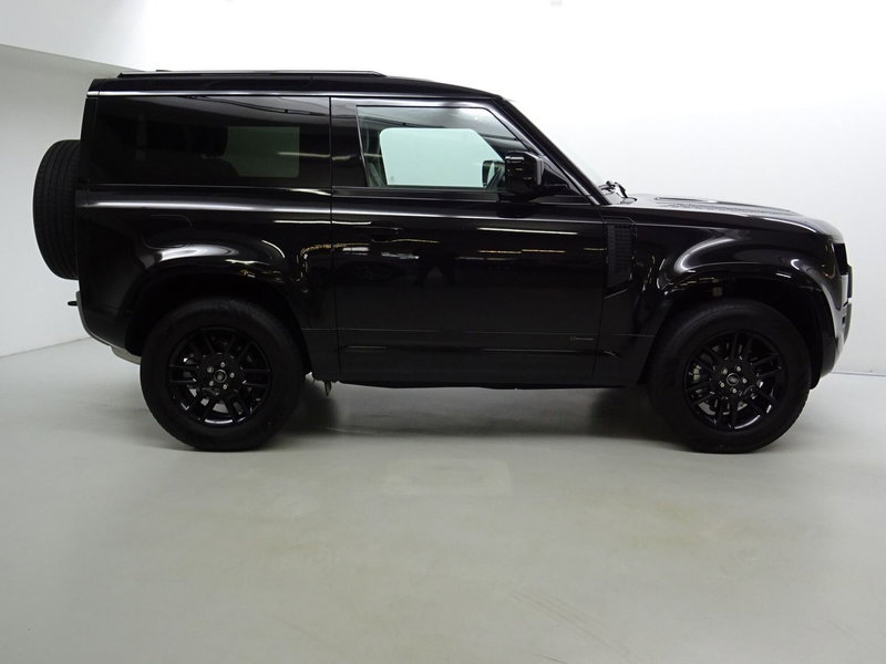 Land Rover Defender usata a Como (6)