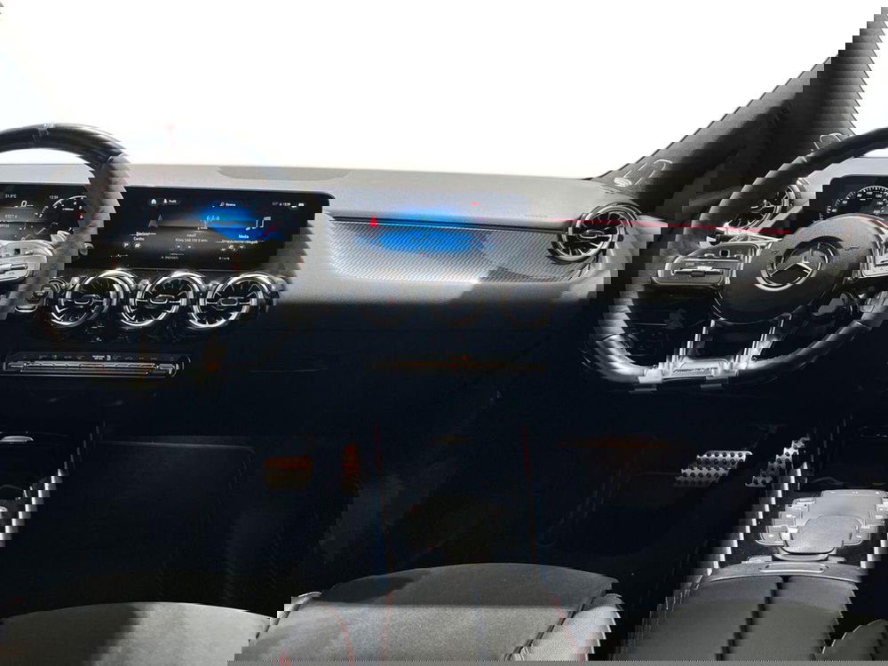 Mercedes-Benz GLA SUV usata a Napoli (11)