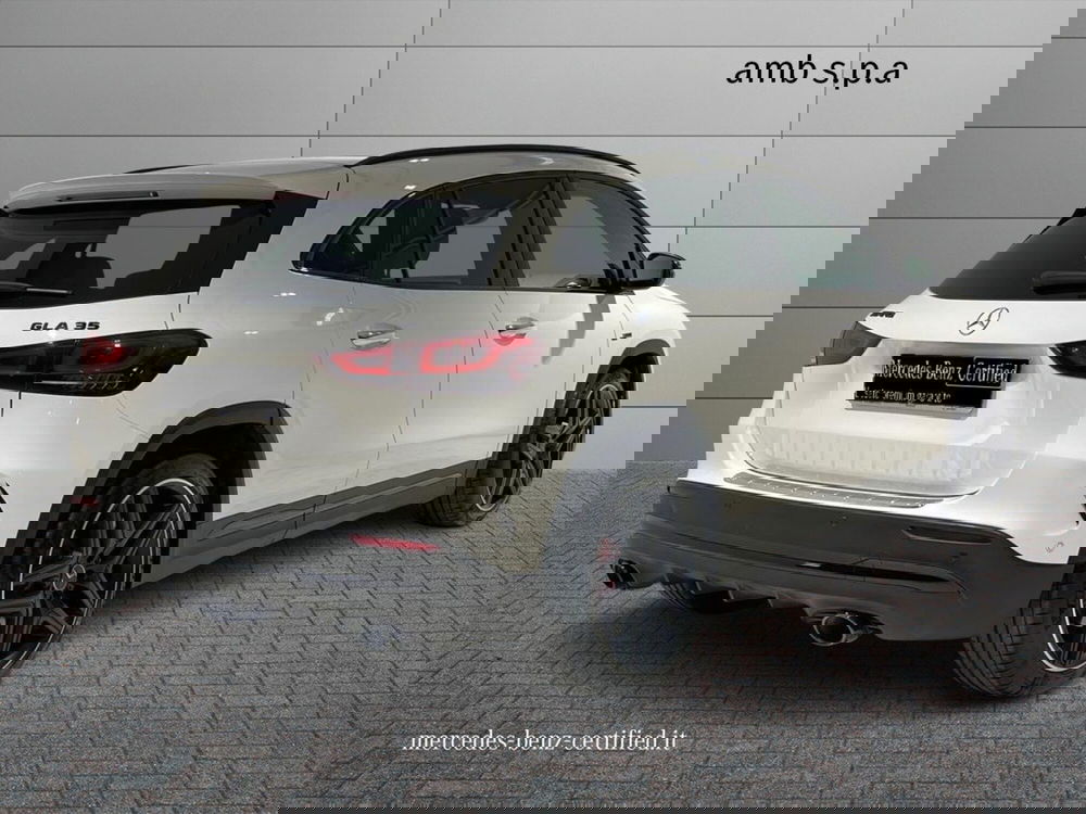 Mercedes-Benz GLA SUV usata a Napoli (2)