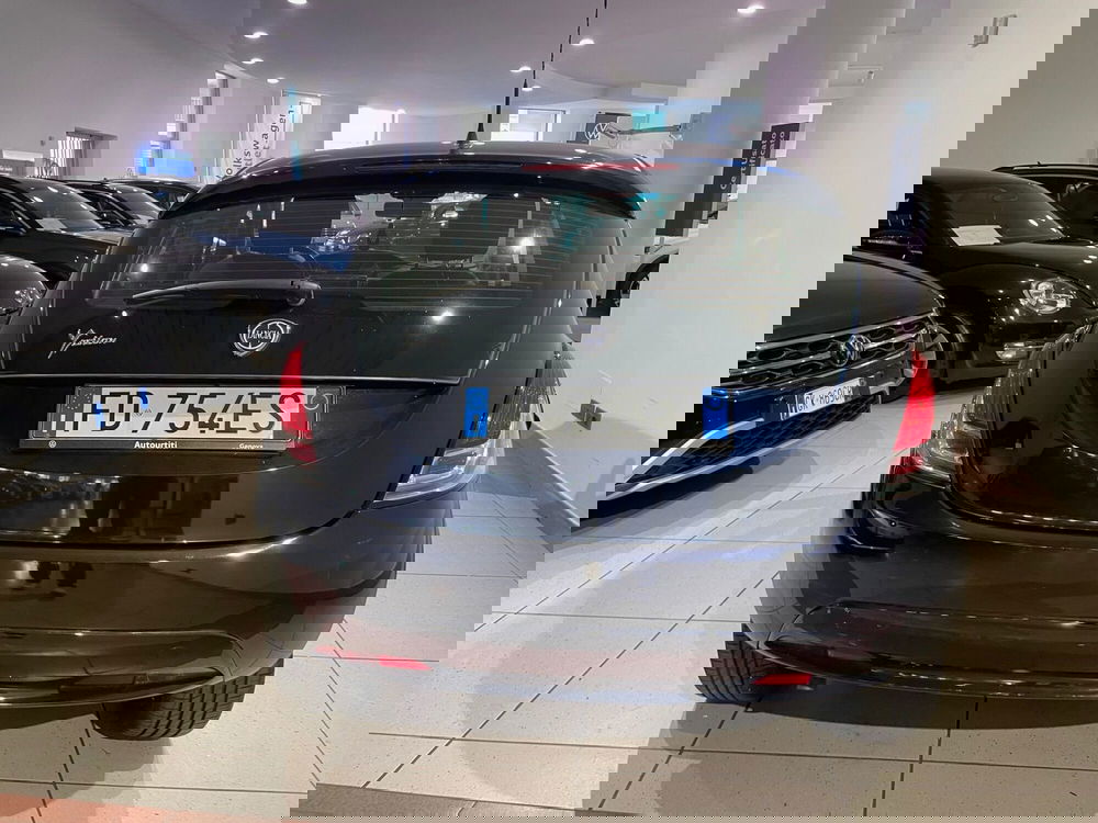 Lancia Ypsilon usata a Genova (4)