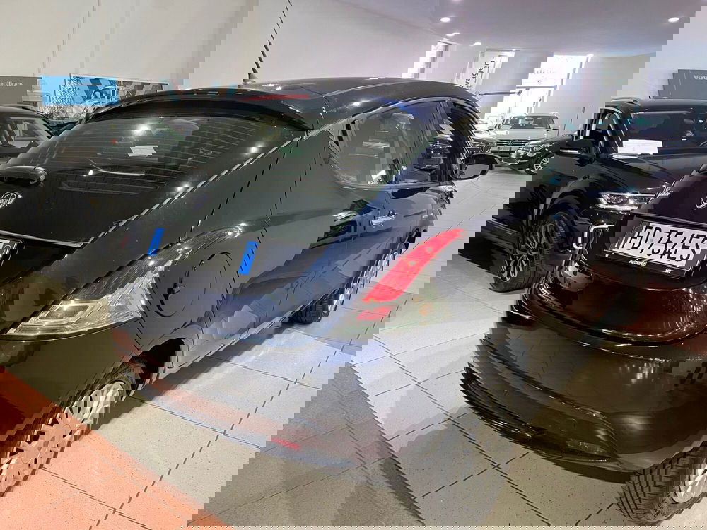 Lancia Ypsilon usata a Genova (5)