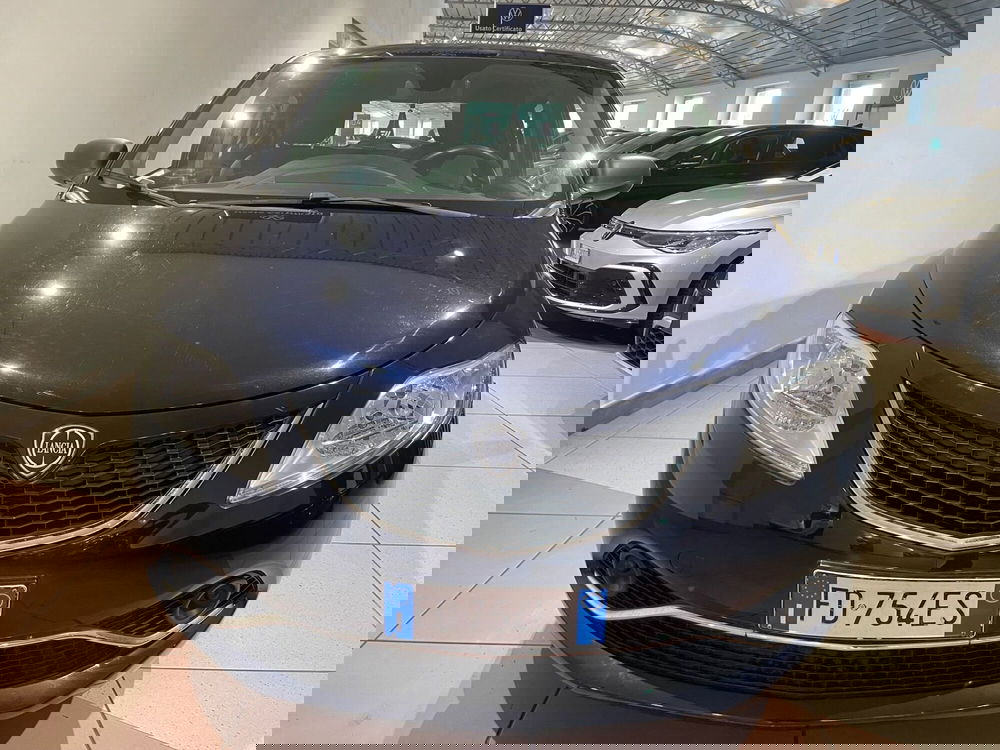 Lancia Ypsilon usata a Genova (7)