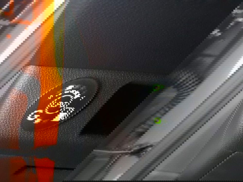 Renault Clio usata a Firenze (8)