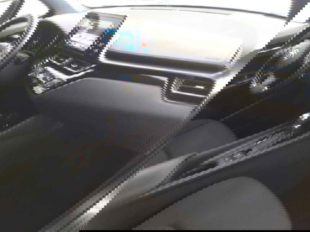 Toyota Toyota C-HR usata a Firenze (9)