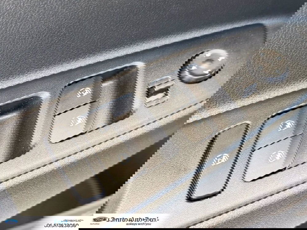 Hyundai i10 nuova a Roma (19)