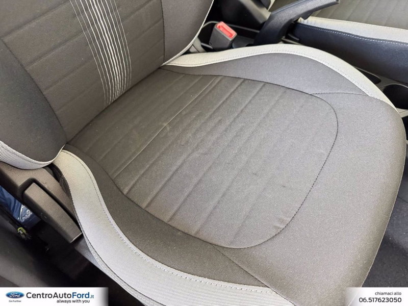 Hyundai i10 nuova a Roma (8)