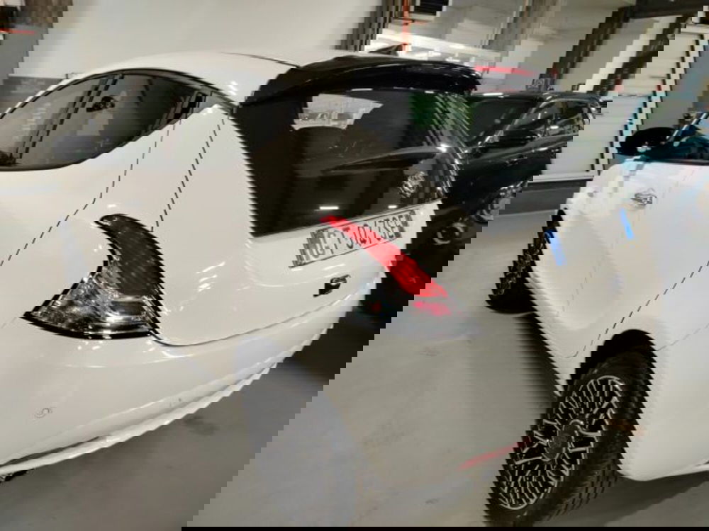 Lancia Ypsilon usata a Forlì-Cesena (11)