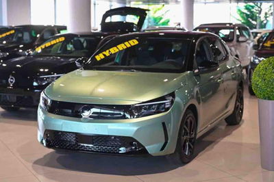 Opel Corsa 1.2 hybrid 100cv dct6 nuova a Pianezza