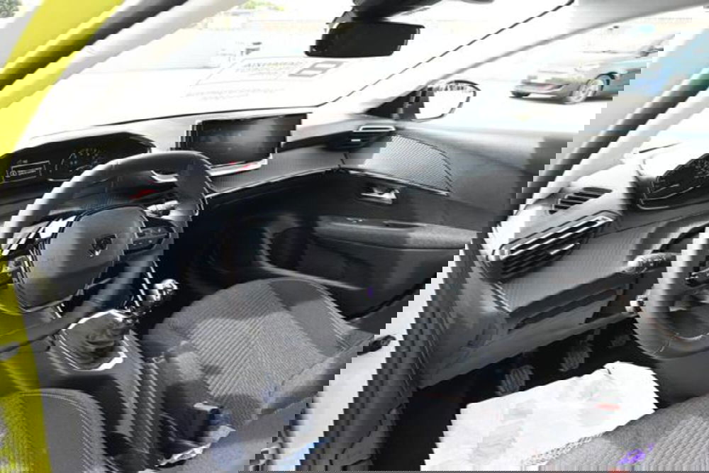 Peugeot 208 nuova a Torino (12)