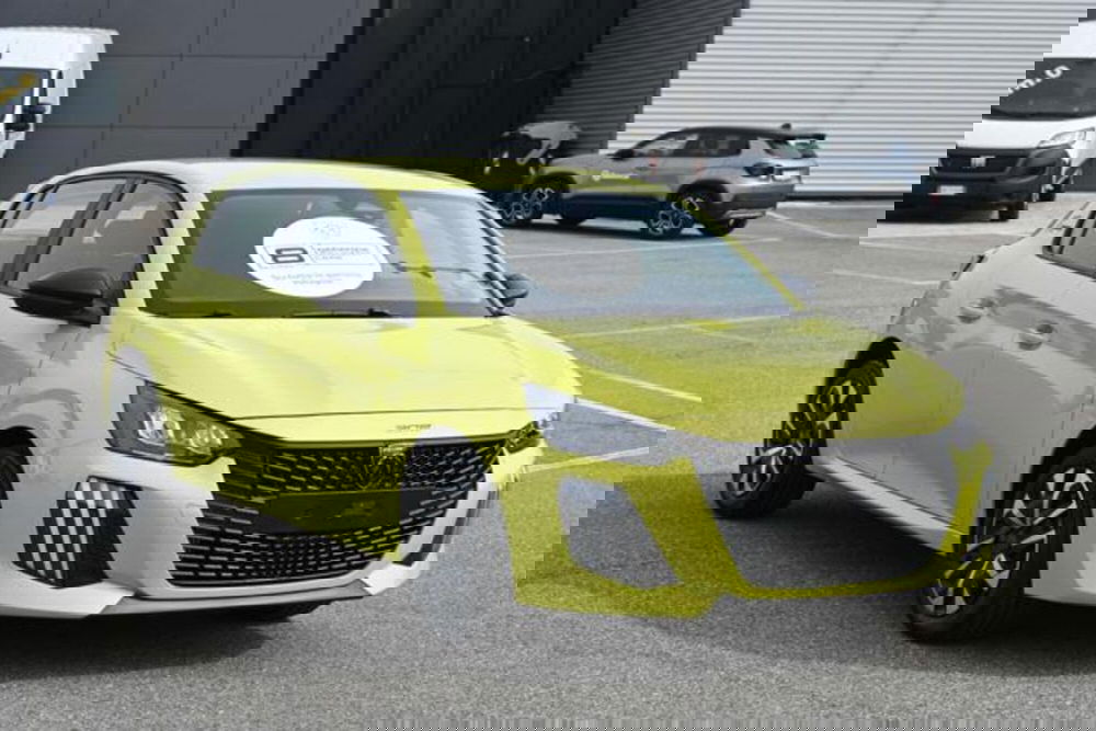 Peugeot 208 nuova a Torino (3)