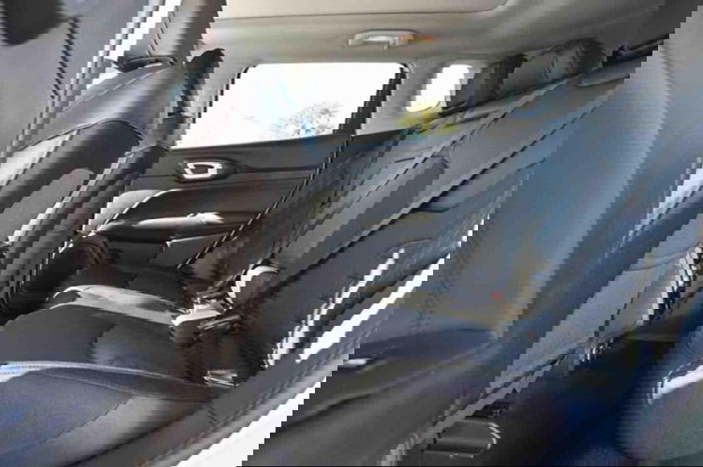 Jeep Compass nuova a Torino (15)