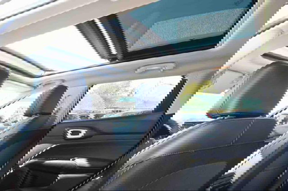 Jeep Compass nuova a Torino (16)