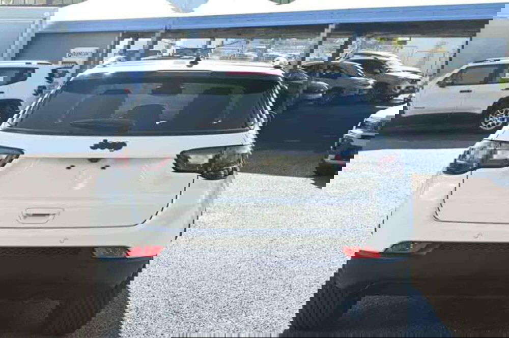 Jeep Compass nuova a Torino (6)