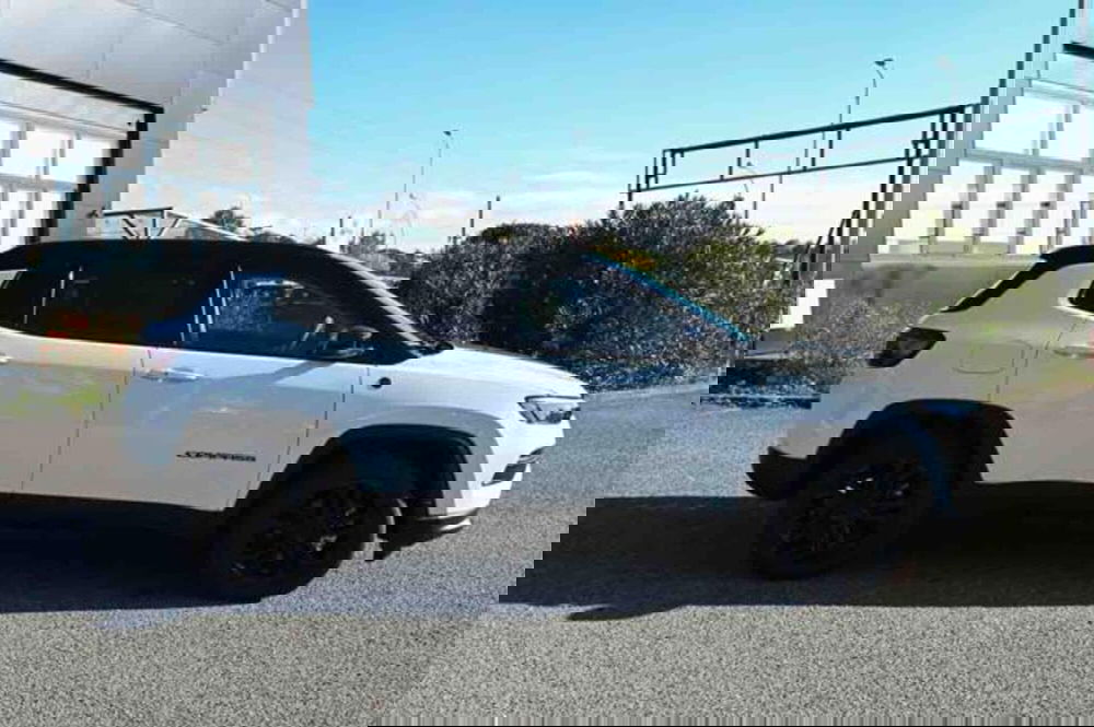 Jeep Compass nuova a Torino (8)