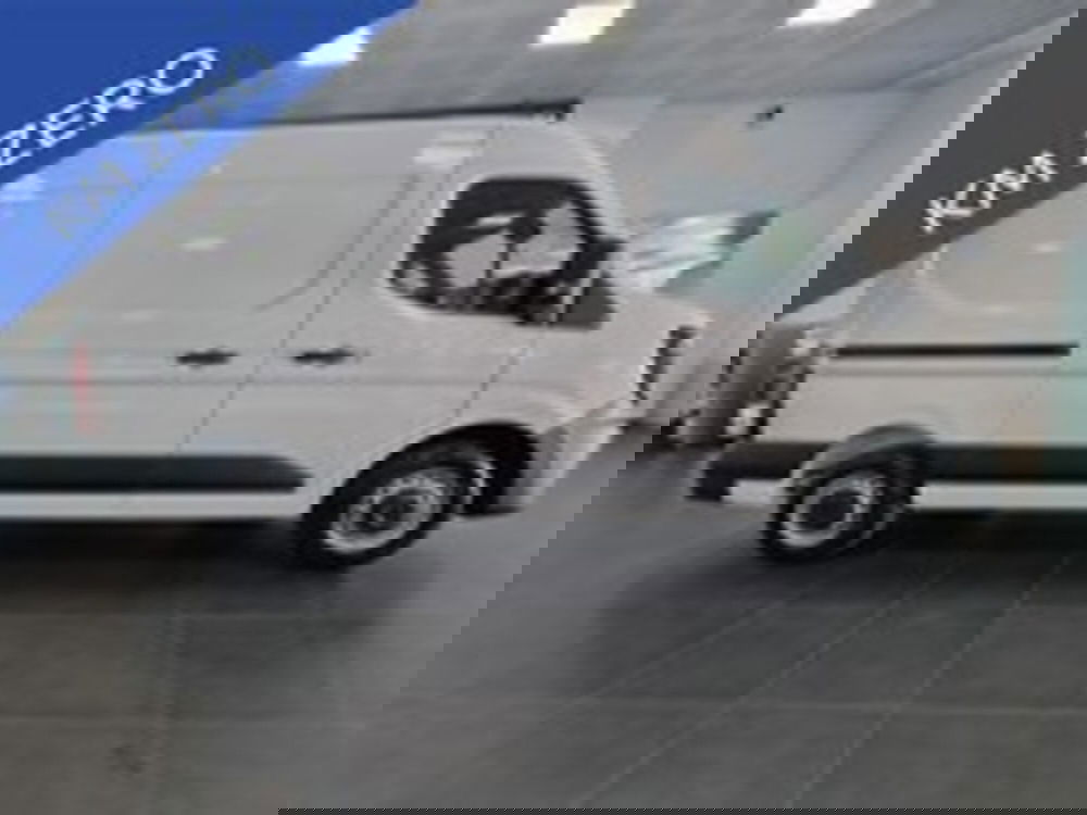 Renault Master Furgone nuova a Udine (4)