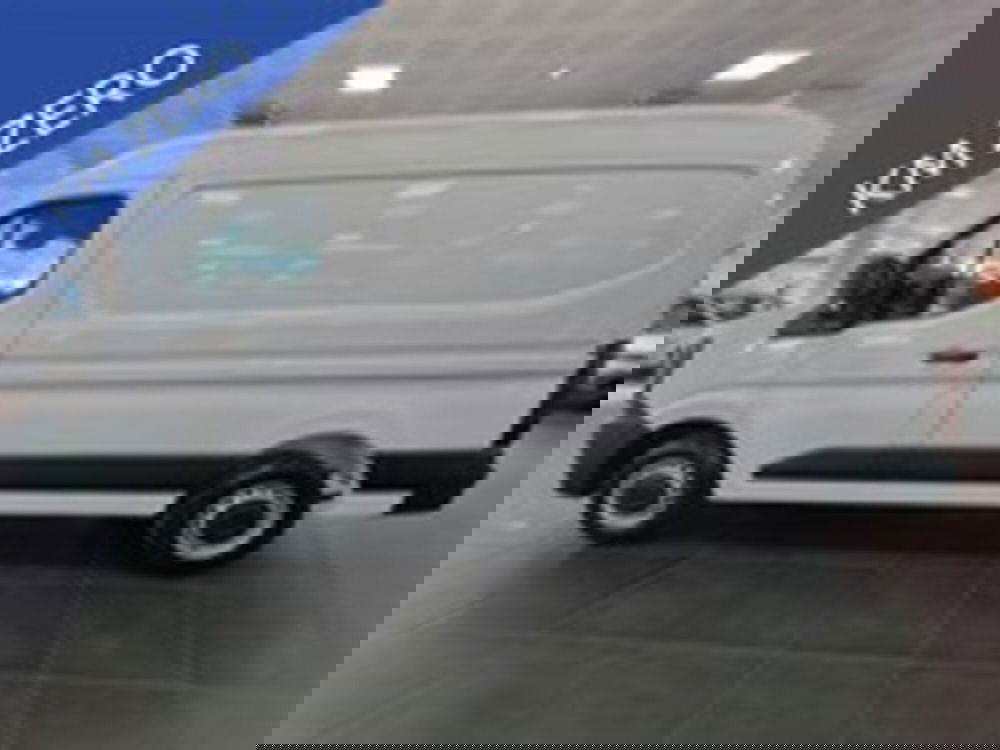 Renault Master Furgone nuova a Udine (8)