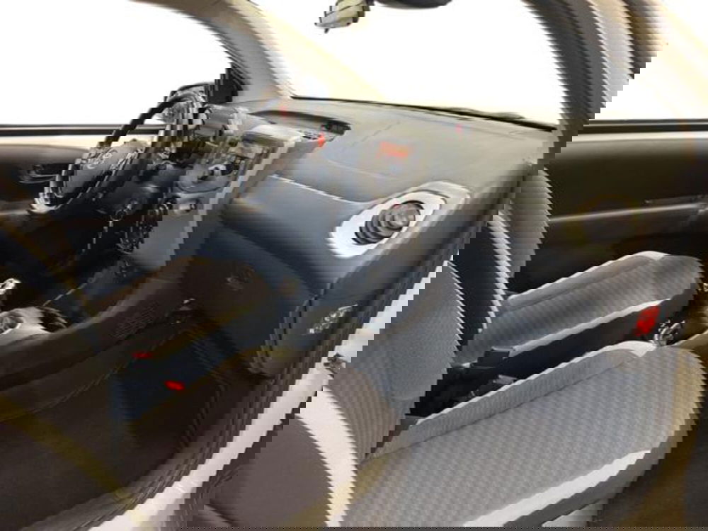 Toyota Aygo usata a Vercelli (5)